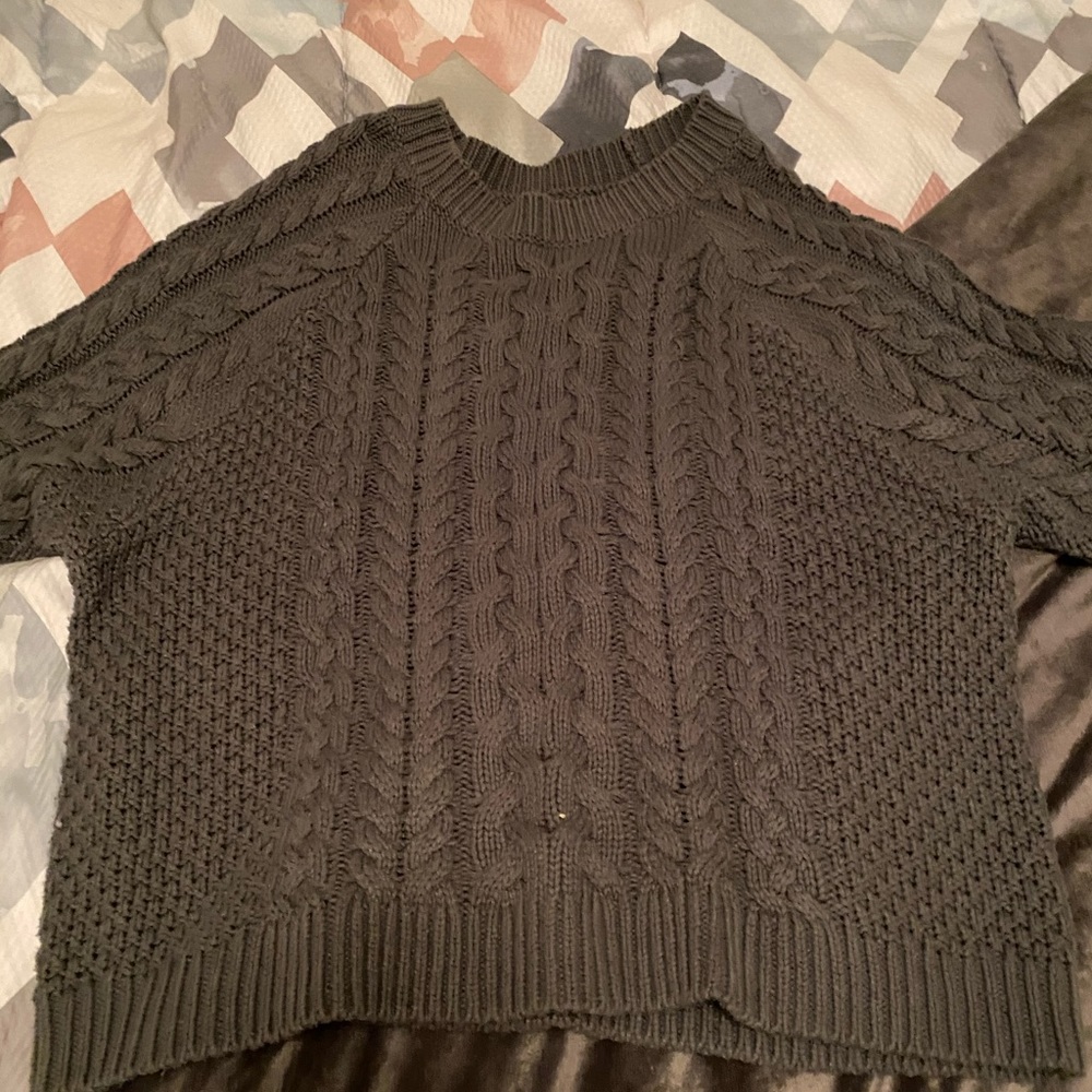 Arie sweater